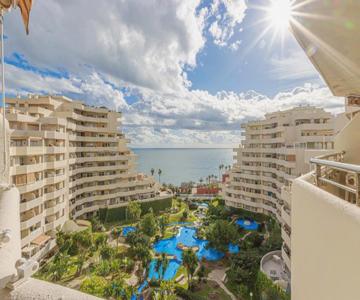 New Wonderful Holidays Benalbeach Apartments