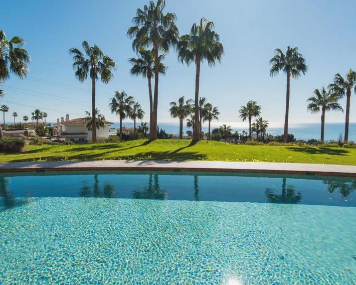 HIGUERON Luxury Resort Apartment