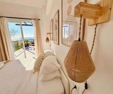 Arcadia with sea views