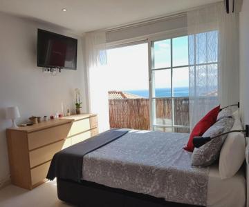 Peaceful Studio Apartment with Amazing Views