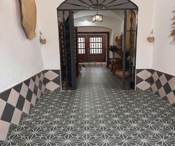 El Patio De María 2