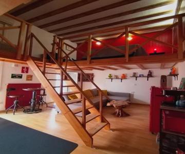 Loft In Traditional Casa Patio