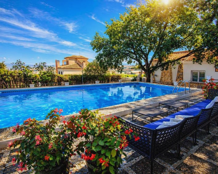 Casa Rural con piscina privada y jardines - LA CASILLA