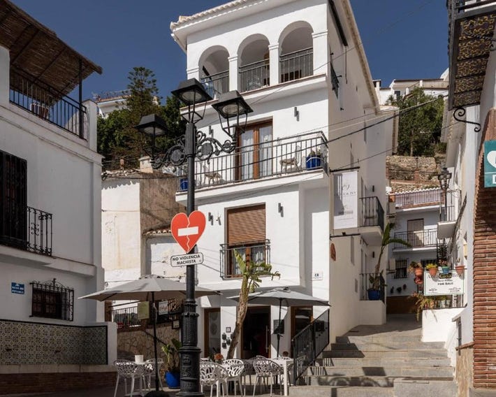 Olive & Ivy Guest House