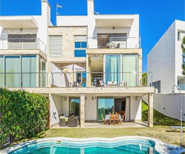 Gorgeous Home In Cartaya With Kitchen