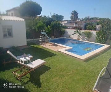 VILLA SANTA CLARA sólo familias