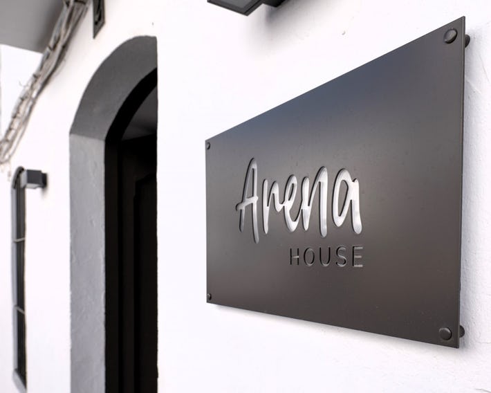 Arena Hostel Boutique