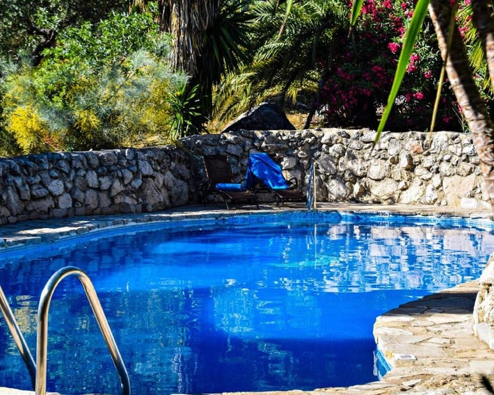 Casas Rurales Los Algarrobales