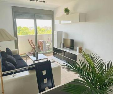 Apartamento moderno con vistas