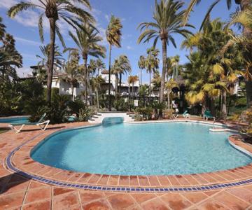 Frontline paradise townhouse