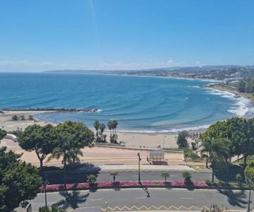 Apartamento Playa Del Cristo Estepona
