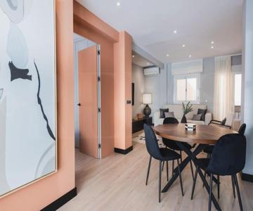 Apartment with terrace steps from beach REMS