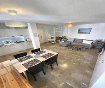 Colcha Suites - Duplex Penthouse by Medina Living