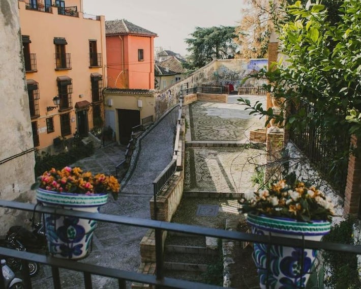 1 La Casa del Cuento - Estudio a 5 min del Albaicín