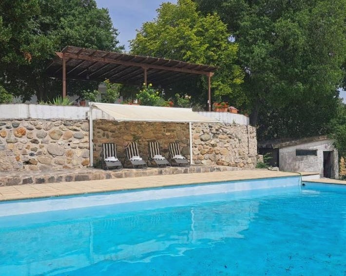 Comeback CASERÍA VIRGEN DE ÁFRICA