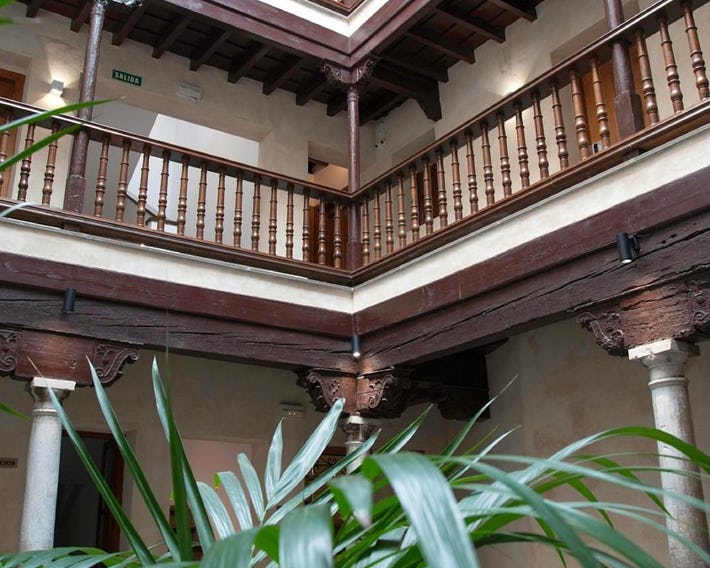 Hotel Mercader de Sedas