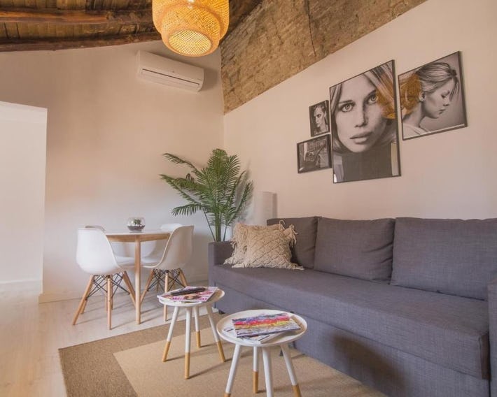 Zahira Suites