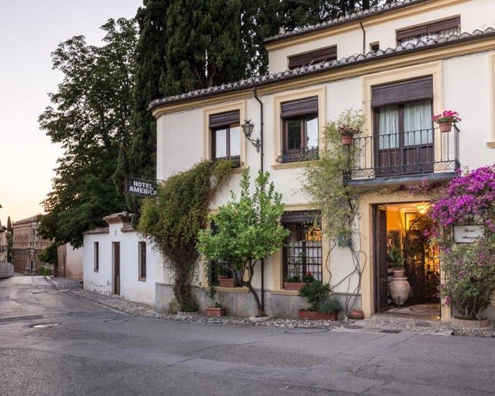 Hotel América