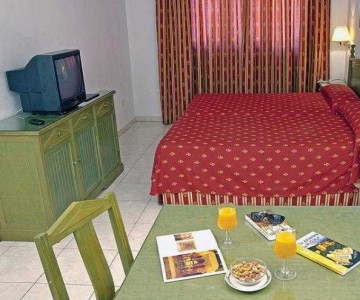 Hotel M.A. Luna Arabial