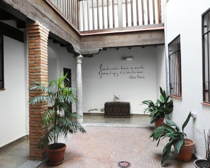 Apartamentos Nahira Suites 3000