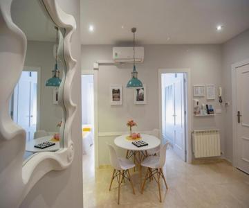 Majestuosa Alhambra Nuevo Apartamento