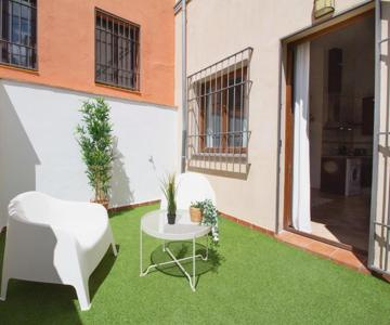 Apartamento Junto Al Albaicín Con Patio