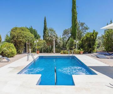 Edomus Luxury Villa