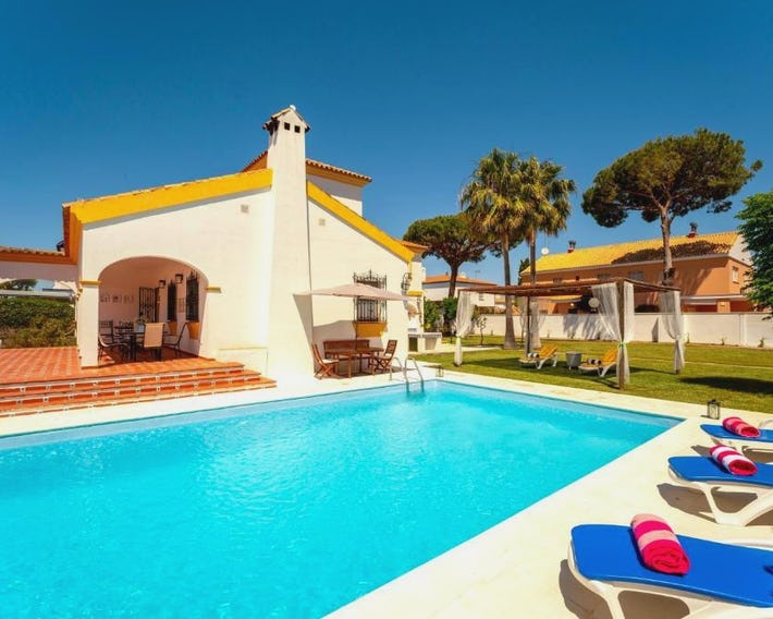 Villa La Caleta - Private Pool and Garden