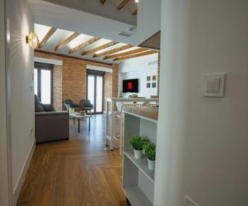 Velalma-ceron Edificio Exclusivo De Apartamentos Turisticos En Centro Histórico