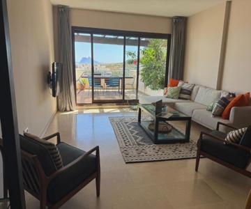 Shanti Sea View Apartment