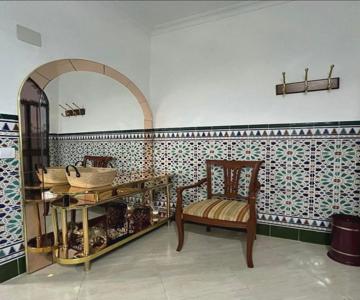 Casa amplia a un paso de Sevilla