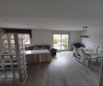 Apartamento Luminoso Con Jardín