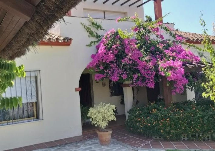 Casa Chalet Las Camelias
