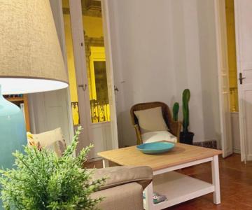 Luz y Sencillez en el Centro Histórico de Málaga
