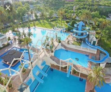 Benalbeach JR Suite