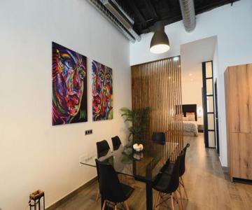 FABRICA DEL LUJO EN EL CENTRO DE MALAGa