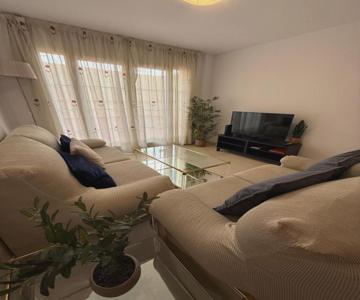 Malagueta, free parking, center & beach