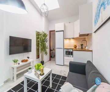 Luxury Apartment Terrace Near Center by TuriVida