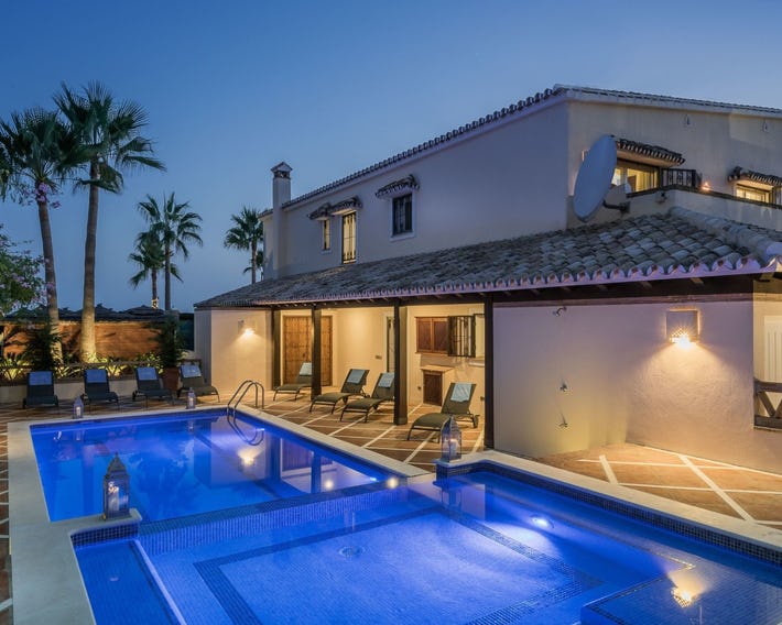 The Residence By The Beach House Marbella