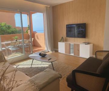 Marbella modern flat with sea views