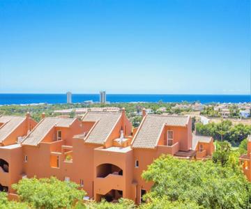 REF 1 Spacious Sea View Apartment