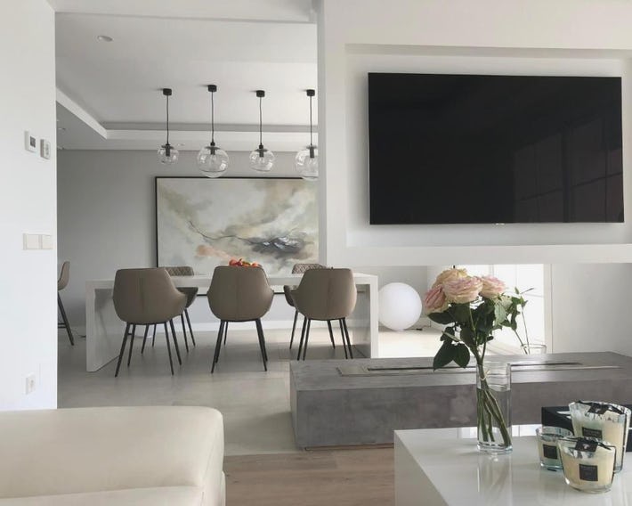 Modern Apartment Puente Romano