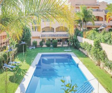 2 Bedroom Lovely Apartment In Marbella