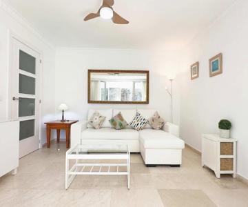 1 Bedroom Apartment Second Line Beach- Parque Marbella Building