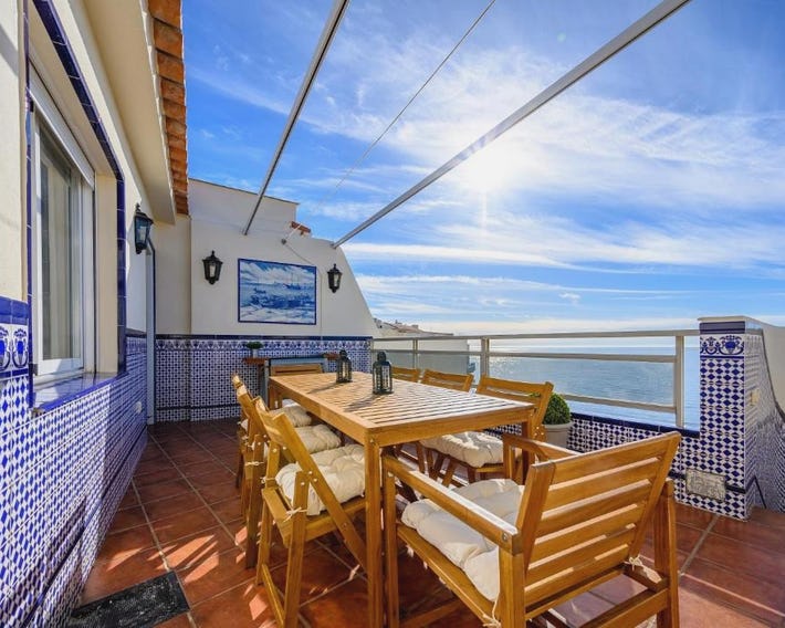 Imperator Sea Views Apartments