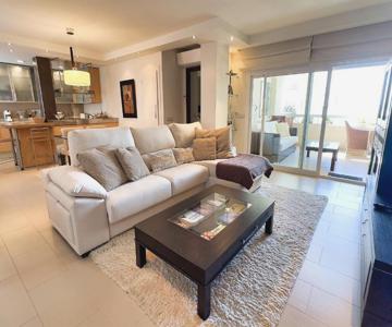 Magnificent One Bedroom Apartment In Marbella Center With Parking.