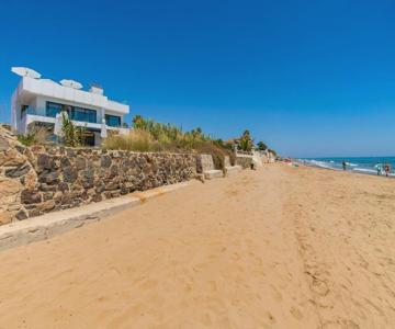 Villa Frontline Beach Costabella - Marbella