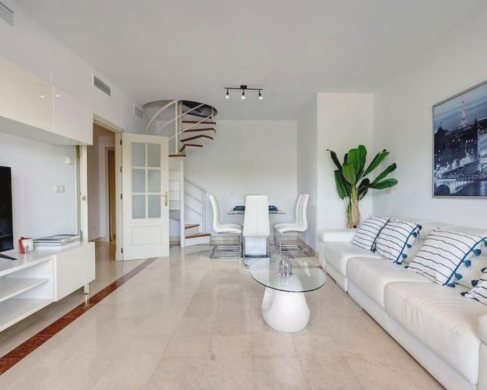 Stunning Duplex 5 minutes from Puerto Banús