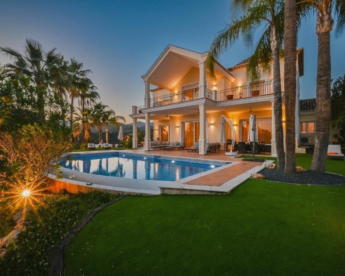 El Rosario large villa w heated pool