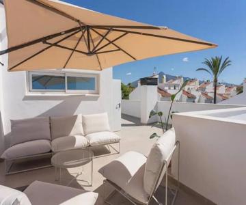 New Town House In Nueva Andalucía